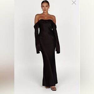 Meshki Giselle Dress Size Medium